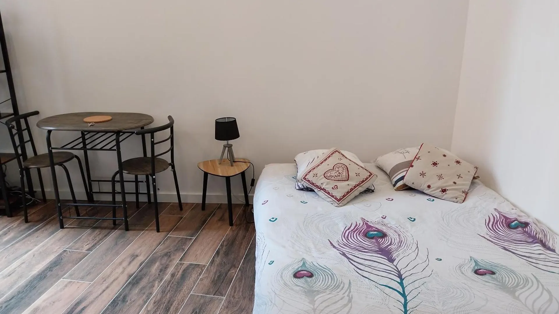 Apartment Studio Hypercentre, Refait A Neuf Aubagne